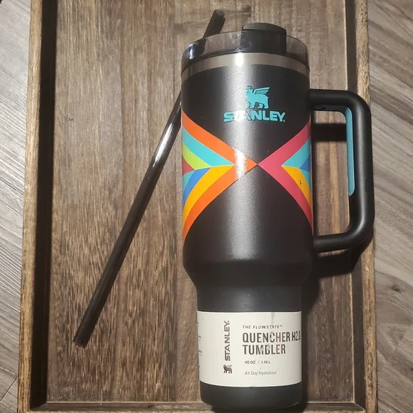 Stanley 40oz Hyper Geo Tumbler - Picture 4 of 14